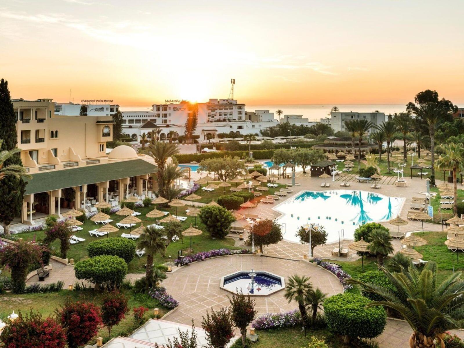 Tui Suneo Royal Kenz ميناء القنطاوي المظهر الخارجي الصورة